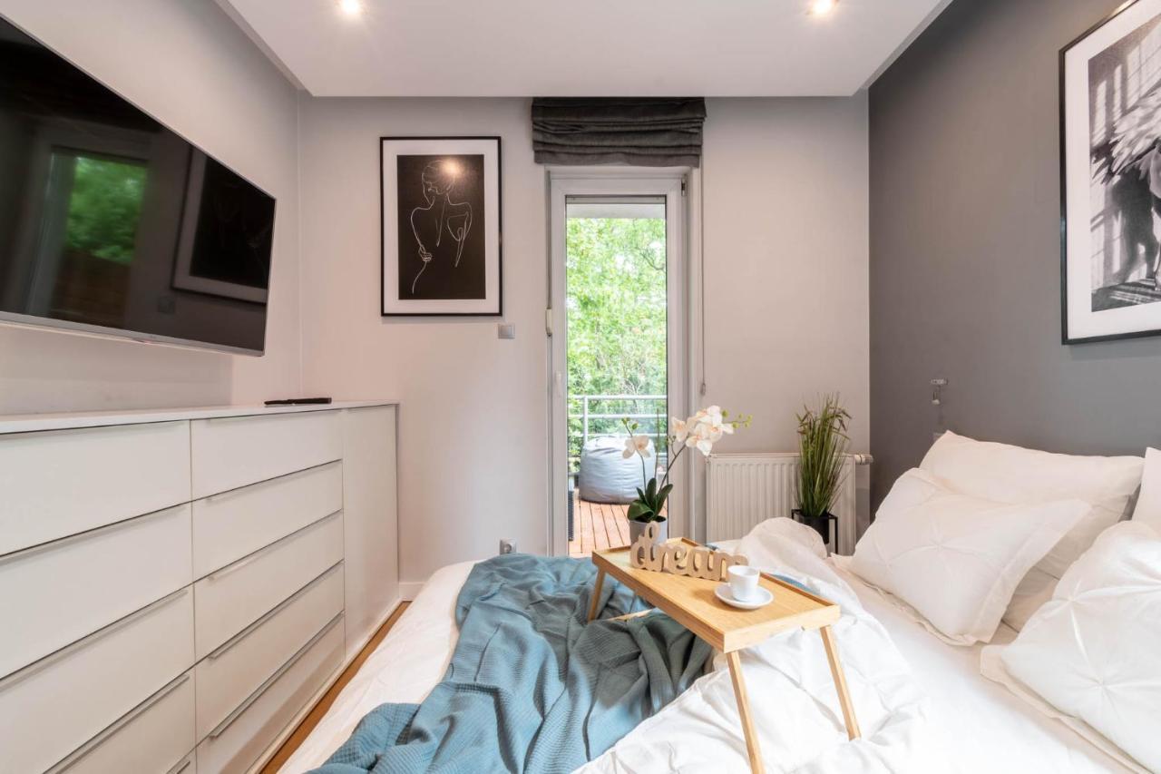 Green Spot Poznan Ngoại thất bức ảnh